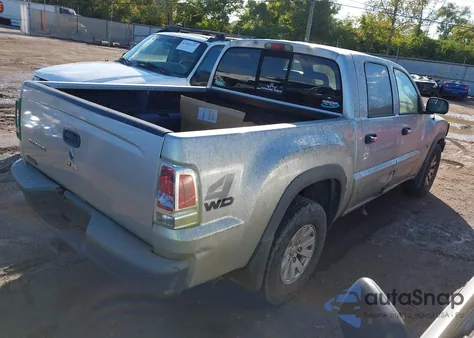 2006 Mitsubishi Raider Duro Cross V6 z USA, uszkodzony, nr VIN 1Z7HT38KX6S580120